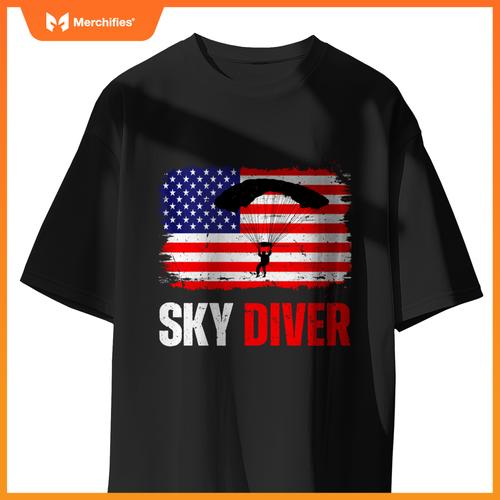 Skydiver American Flag Patriotic Parachuting T-Shirt