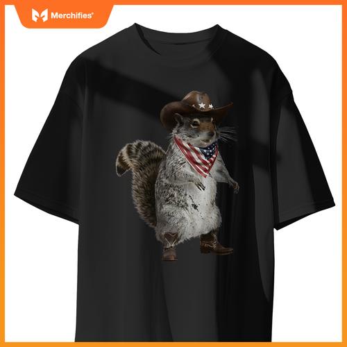 cowboy squirrel in patriotic out wildlife fun T-Shirt