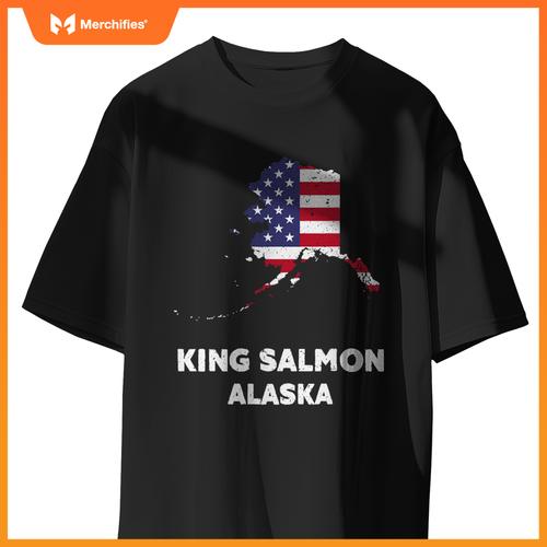 distressed patriotic usa flag king salmon, alaska T-Shirt